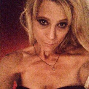 Meet your Posher, Cassandra